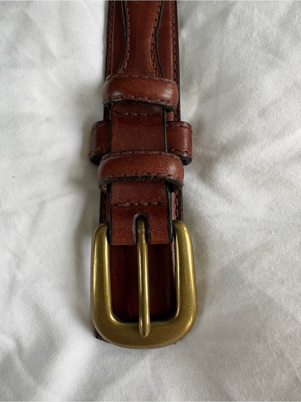 Classic Brown Leather Women's Belt with Brass-Tone Buckle Western simplicity